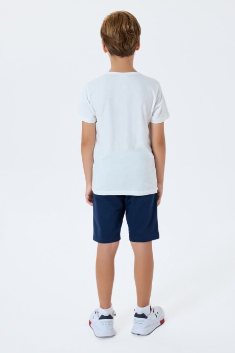 U.S. Polo Assn. Erkek Çocuk %100 Pamuk Bisiklet Yaka Nakışlı Yazlık Regular Fit Beyaz Bermuda Takım US2404-C-V1 - 4