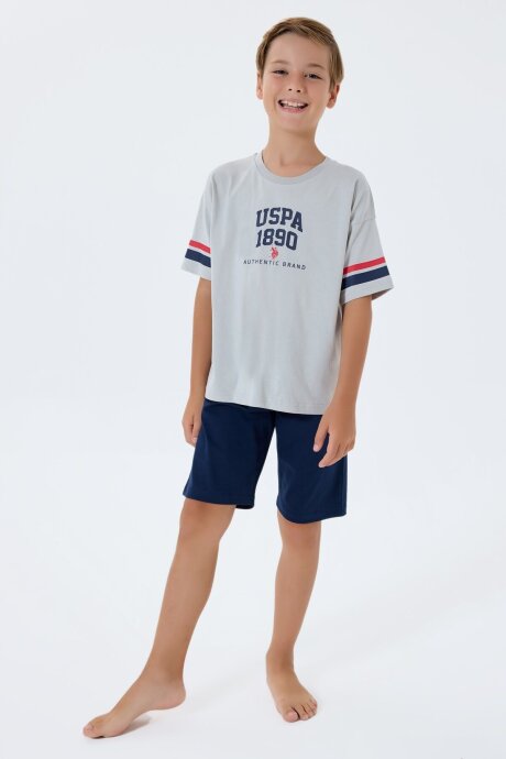 U.S. Polo Assn. Erkek Çocuk Bisiklet Yaka Nakışlı Yazlık Regular Fit Beyaz Bermuda Takım US2414-C-V1 (1)
