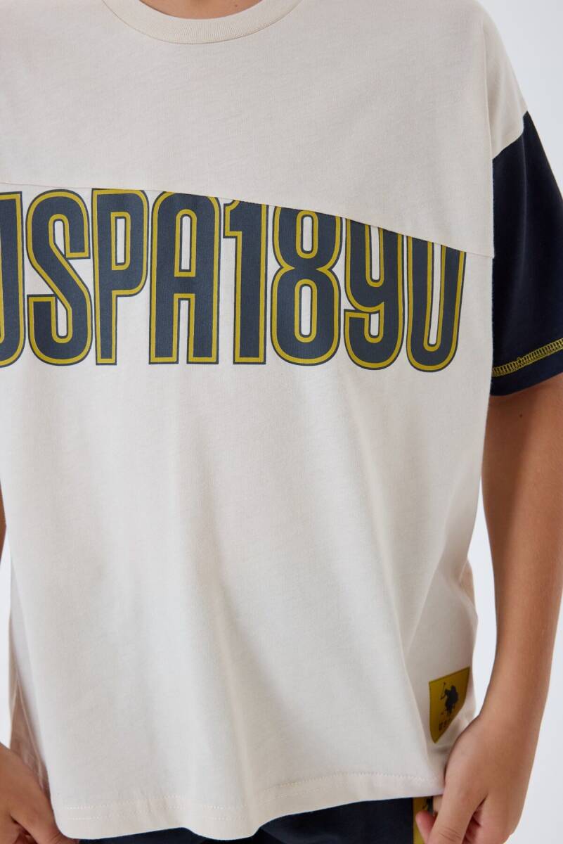 U.S. Polo Assn. Erkek Çocuk Bisiklet Yaka Nakışlı Yazlık Regular Fit Beyaz Bermuda Takım US2418-C-V1 - 3