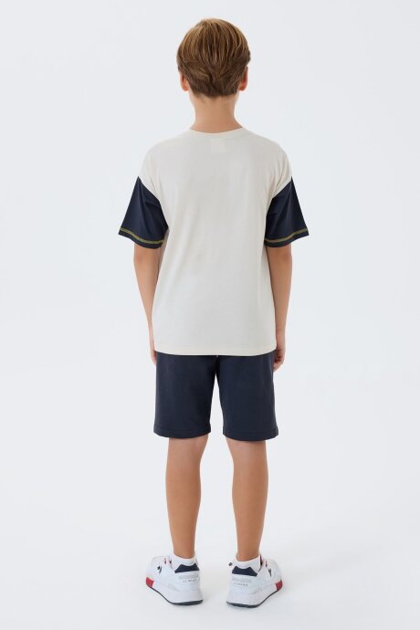 U.S. Polo Assn. Erkek Çocuk Bisiklet Yaka Nakışlı Yazlık Regular Fit Beyaz Bermuda Takım US2418-C-V1 - 4