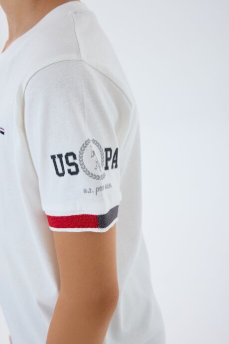 U.S. Polo Assn. Erkek Çocuk %100 Pamuk Bisiklet Yaka Nakışlı Yazlık Regular Fit Beyaz Bermuda Takım US2424-C-V2 - 2