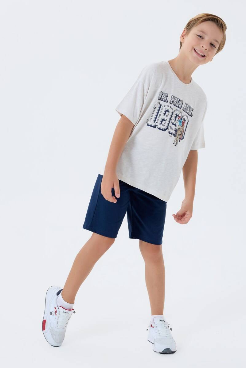 U.S. Polo Assn. Erkek Çocuk %100 Pamuk Bisiklet Yaka Nakışlı Yazlık Regular Fit Beyaz Bermuda Takım US2444-C-V2 - 2