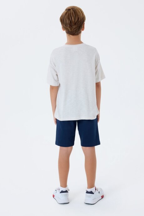 U.S. Polo Assn. Erkek Çocuk %100 Pamuk Bisiklet Yaka Nakışlı Yazlık Regular Fit Beyaz Bermuda Takım US2444-C-V2 - 4