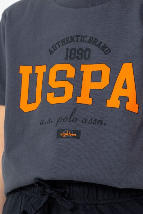 U.S. Polo Assn. Erkek Çocuk %100 Pamuk Bisiklet Yaka Nakışlı Yazlık Regular Fit Gri Bermuda Takım US2430-C-V2 - 2