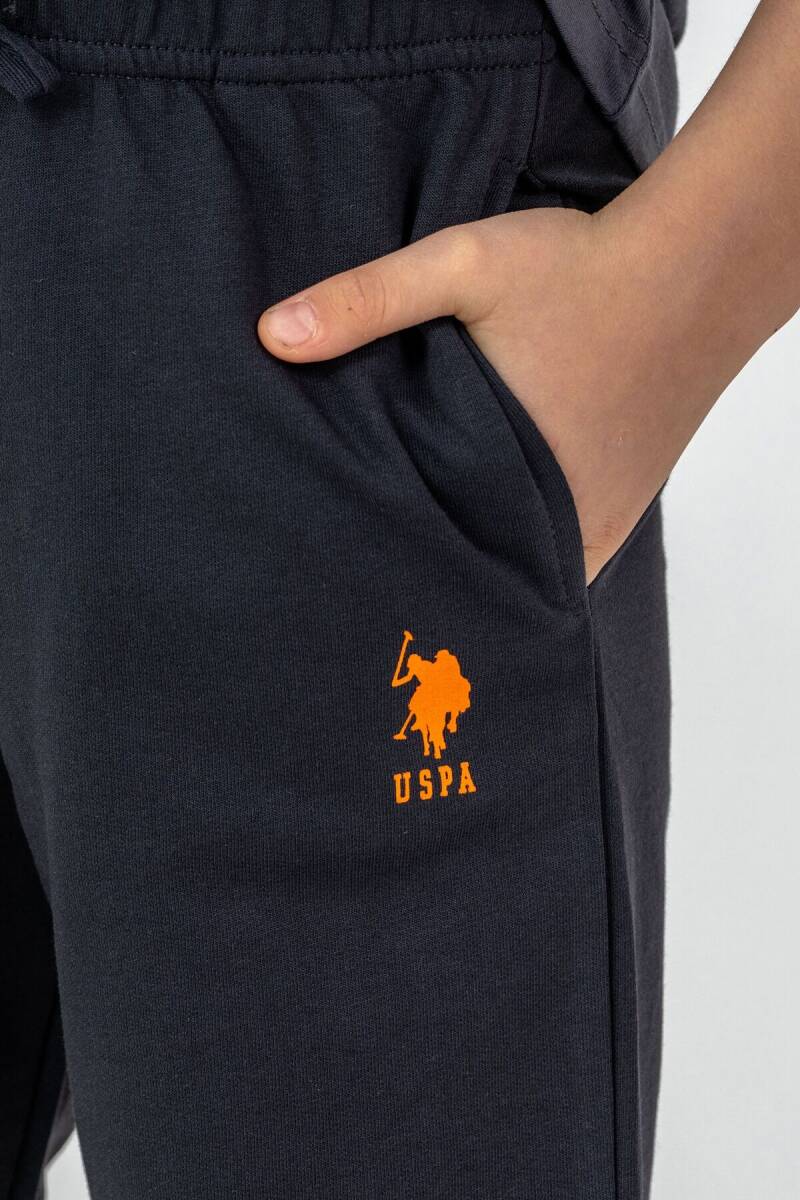 U.S. Polo Assn. Erkek Çocuk %100 Pamuk Bisiklet Yaka Nakışlı Yazlık Regular Fit Gri Bermuda Takım US2430-C-V2 - 3