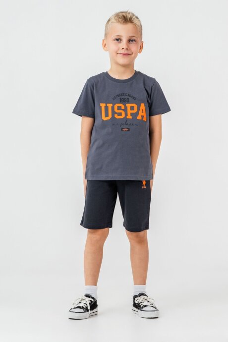 U.S. Polo Assn. Erkek Çocuk %100 Pamuk Bisiklet Yaka Nakışlı Yazlık Regular Fit Gri Bermuda Takım US2430-C-V2 - 5