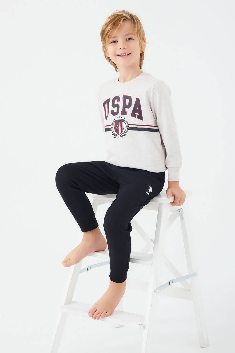 U.S. Polo Assn. Erkek Çocuk Beyaz Uzun Kol Pijama Takım U.S. Polo Assn. Erkek Çocuk Beyaz Uzun Kol Pijama Takım