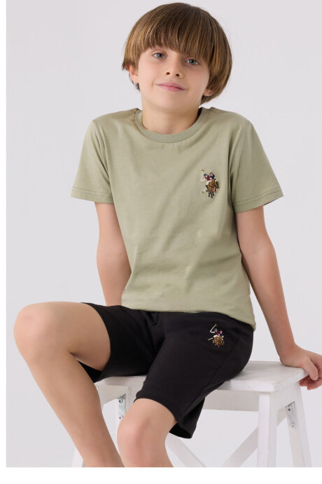 U.S. Polo Assn. Erkek Çocuk Pamuklu Bisiklet Yaka Sargı Nakışlı Yazlık Regular Fit Haki Bermuda Takım US1391-C-V10 (1)