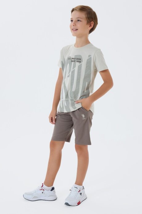 U.S. Polo Assn. Erkek Çocuk %100 Pamuk Bisiklet Yaka Nakışlı Yazlık Regular Fit Kahverengi Bermuda Takım US2429-C-V1 - 1