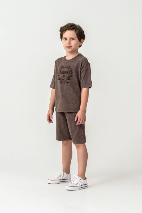 U.S. Polo Assn. Erkek Çocuk Bisiklet Yaka Nakışlı Yazlık Regular Fit Kahverengi Bermuda Takım US2436-C-V2