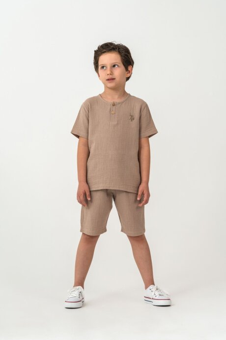 U.S. Polo Assn. Erkek Çocuk Bisiklet Yaka Nakışlı Yazlık Regular Fit Kahverengi Bermuda Takım US2439-C-V5