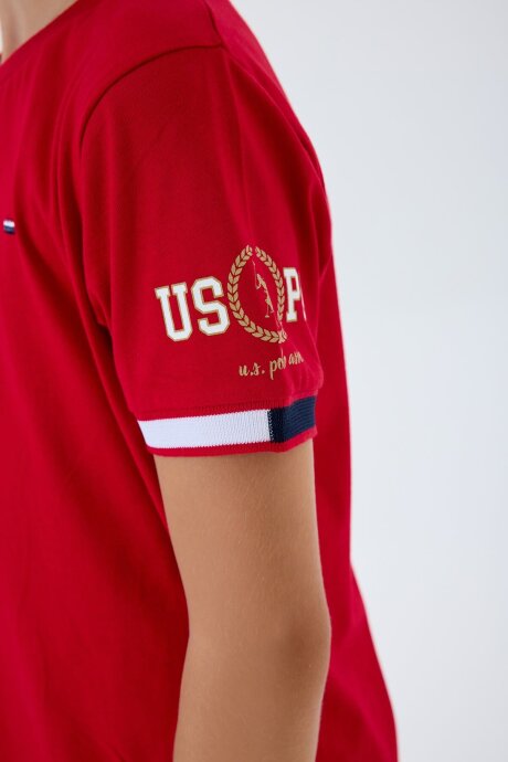 U.S. Polo Assn. Erkek Çocuk %100 Pamuk Bisiklet Yaka Nakışlı Yazlık Regular Fit Kırmızı Bermuda Takım US2424-C-V1 - 2
