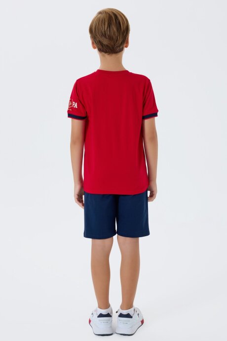 U.S. Polo Assn. Erkek Çocuk %100 Pamuk Bisiklet Yaka Nakışlı Yazlık Regular Fit Kırmızı Bermuda Takım US2424-C-V1 - 4