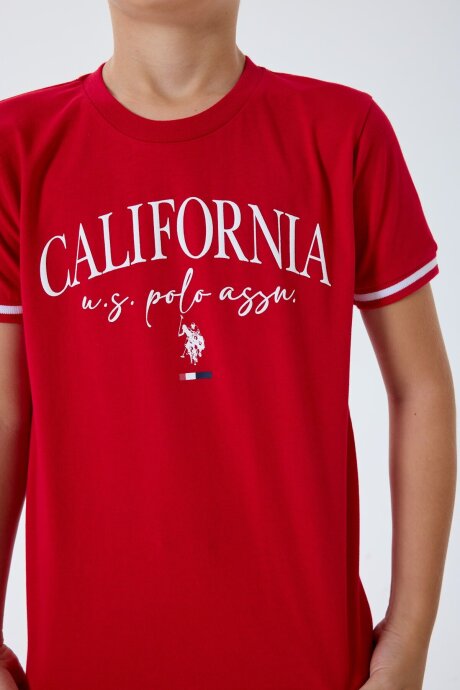 U.S. Polo Assn. Erkek Çocuk Bisiklet Yaka Nakışlı Yazlık Regular Fit Kırmızı Bermuda Takım US2426-C-V2 (1)