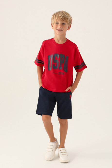 U.S. Polo Assn. Erkek Çocuk Pamuklu Bisiklet Yaka Pigment Baskılı Yazlık Regular Fit Kırmızı Bermuda Takım US1709-C-V4