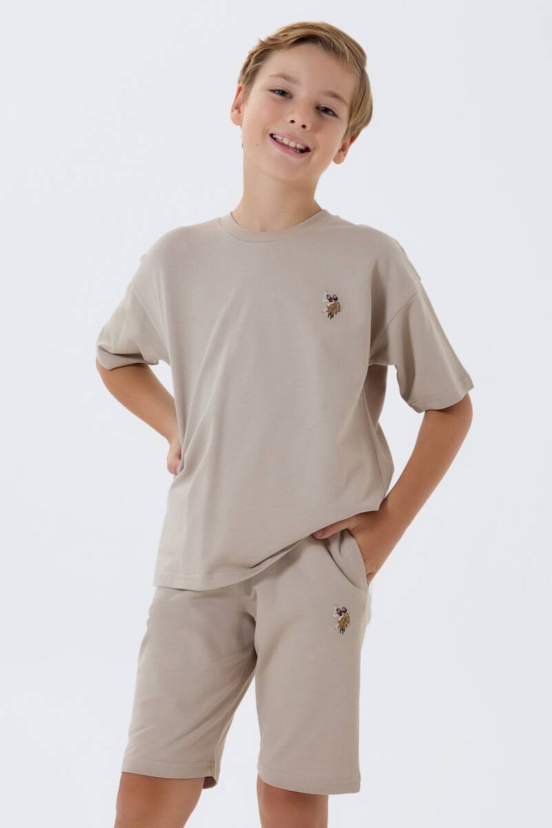 U.S. Polo Assn. Erkek Çocuk %100 Pamuk Bisiklet Yaka Nakışlı Yazlık Regular Fit Krem Bermuda Takım US2434-C-V2 - 1