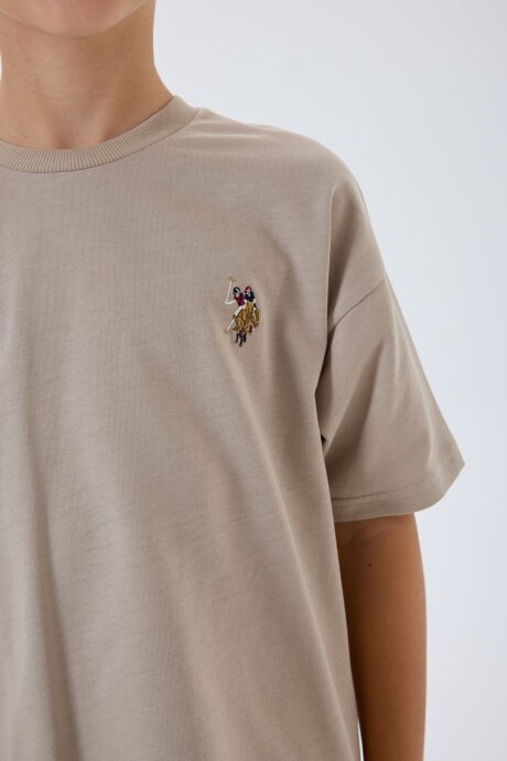 U.S. Polo Assn. Erkek Çocuk %100 Pamuk Bisiklet Yaka Nakışlı Yazlık Regular Fit Krem Bermuda Takım US2434-C-V2 - 3