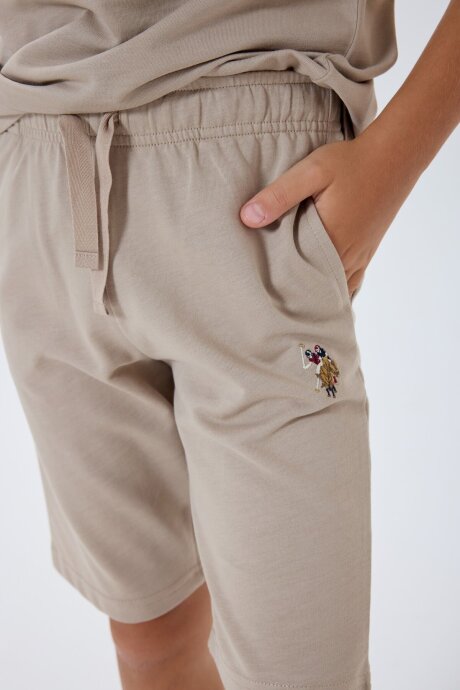 U.S. Polo Assn. Erkek Çocuk %100 Pamuk Bisiklet Yaka Nakışlı Yazlık Regular Fit Krem Bermuda Takım US2434-C-V2 - 5