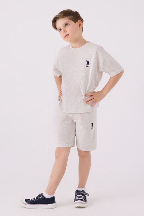 U.S. Polo Assn. Erkek Çocuk Bisiklet Yaka Sargı Nakışlı Yazlık Regular Fit Krem Bermuda Takım US1779-C-V28