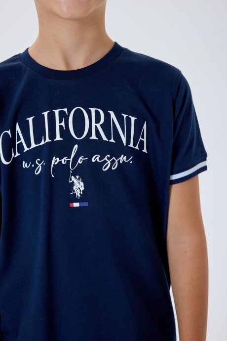 U.S. Polo Assn. Erkek Çocuk %100 Pamuk Bisiklet Yaka Nakışlı Yazlık Regular Fit Lacivert Bermuda Takım US2426-C-V1 - 3