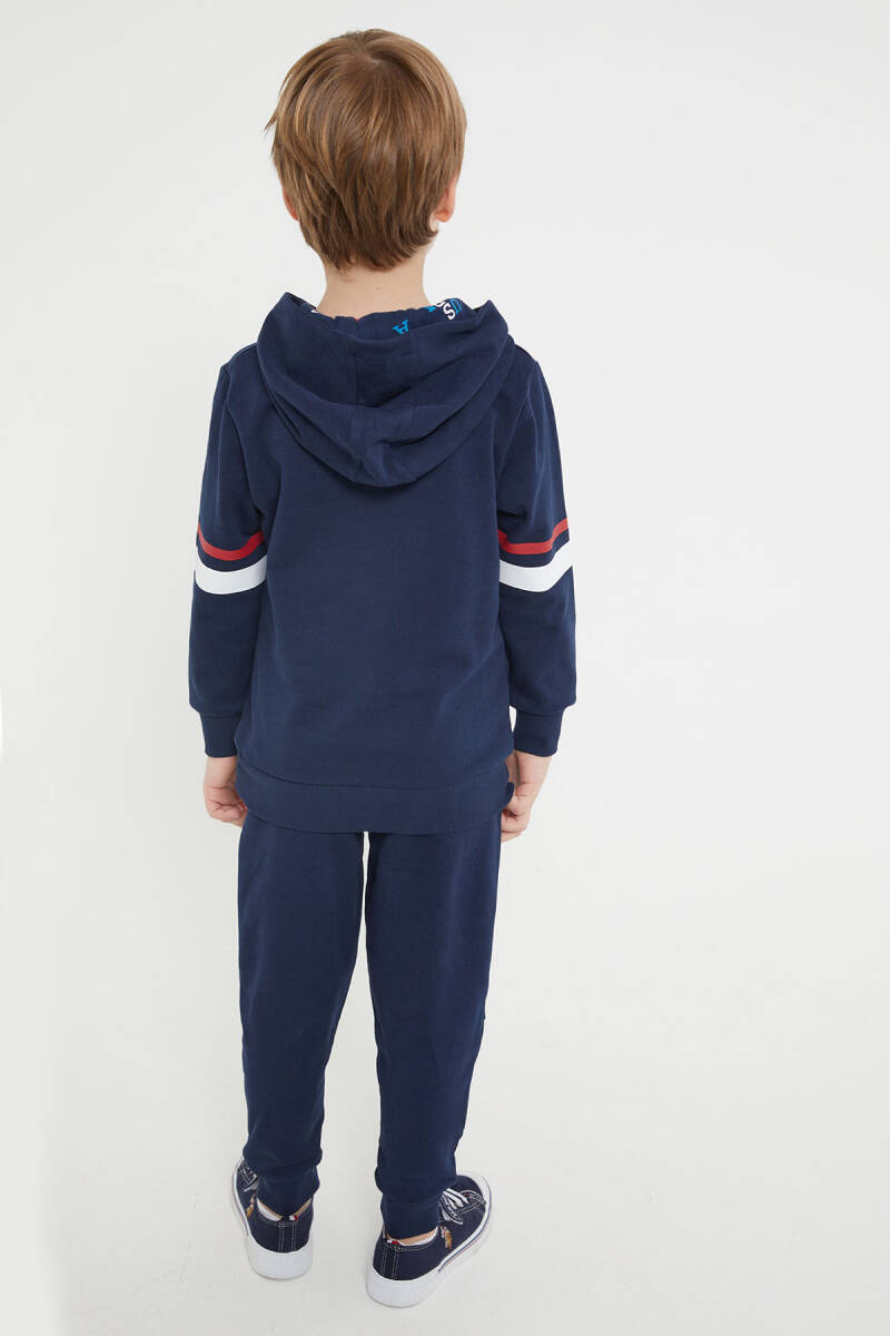 U.S. Polo Assn. Erkek Çocuk Pamuklu Kapüşonlu Empirme Baskılı Kışlık Regular Fit Lacivert Eşofman Takımı US1133-C-V1 - 5