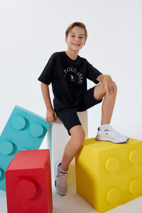 U.S. Polo Assn. Erkek Çocuk %100 Pamuk Bisiklet Yaka Nakışlı Yazlık Regular Fit Siyah Bermuda Takım US2428-C-V2 - 2