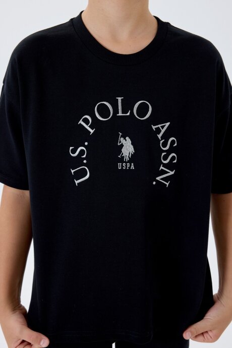U.S. Polo Assn. Erkek Çocuk %100 Pamuk Bisiklet Yaka Nakışlı Yazlık Regular Fit Siyah Bermuda Takım US2428-C-V2 - 3