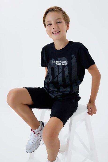 U.S. Polo Assn. Erkek Çocuk %100 Pamuk Bisiklet Yaka Nakışlı Yazlık Regular Fit Siyah Bermuda Takım US2429-C-V2 
