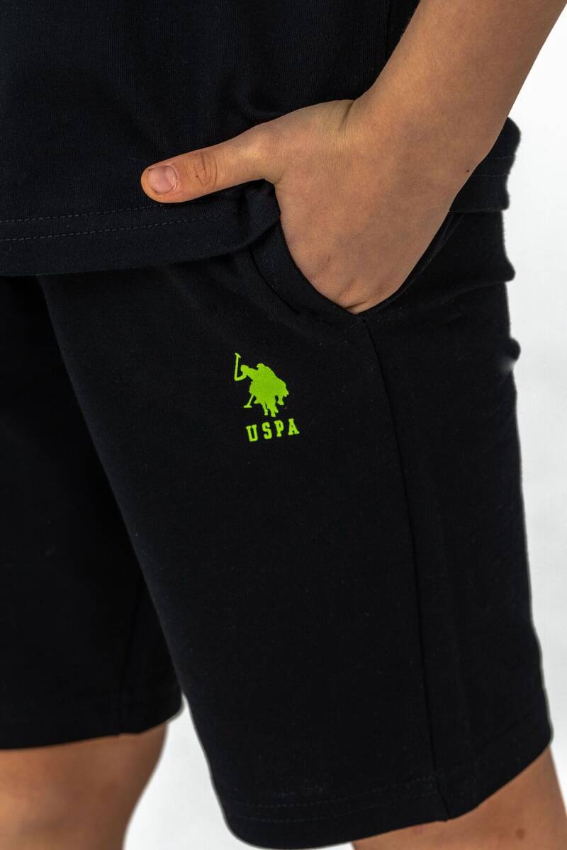 U.S. Polo Assn. Erkek Çocuk %100 Pamuk Bisiklet Yaka Nakışlı Yazlık Regular Fit Siyah Bermuda Takım US2430-C-V1 - 3