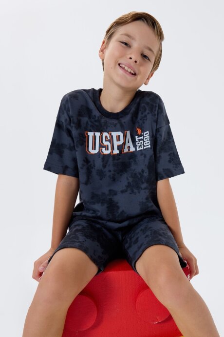 U.S. Polo Assn. Erkek Çocuk Bisiklet Yaka Nakışlı Yazlık Regular Fit Gri Bermuda Takım US2438-C-V2