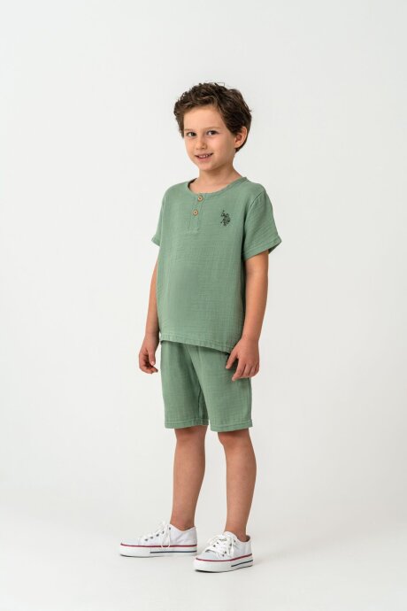 U.S. Polo Assn. Erkek Çocuk Bisiklet Yaka Nakışlı Yazlık Regular Fit Yeşil Bermuda Takım US2439-C-V3