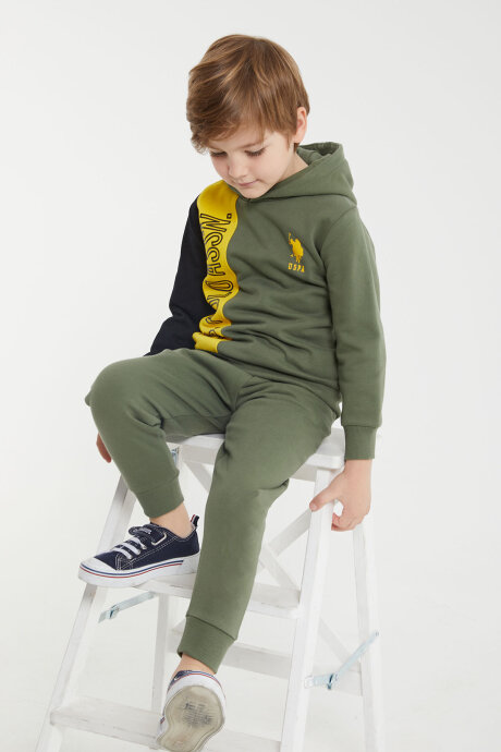 U.S. Polo Assn. Erkek Çocuk Pamuklu Kapüşonlu Empirme Baskılı Kışlık Regular Fit Yeşil Eşofman Takımı US1160-C-V1 (1)