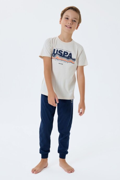 U.S. Polo Assn. Erkek Çocuk Bisiklet Yaka Nakışlı Yazlık Regular Fit Krem Pijama Takımı US2422-C-V1