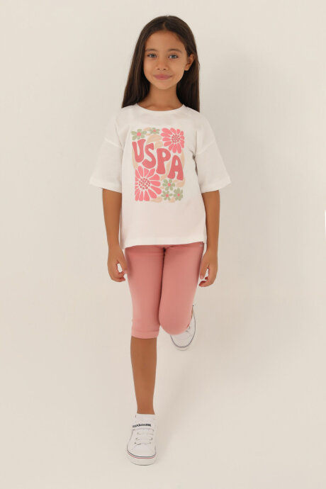 U.S. Polo Assn. Kız Çocuk Bisiklet Yaka Pigment Baskılı Yazlık Regular Fit Beyaz Kapri Takım US1800-C-V2