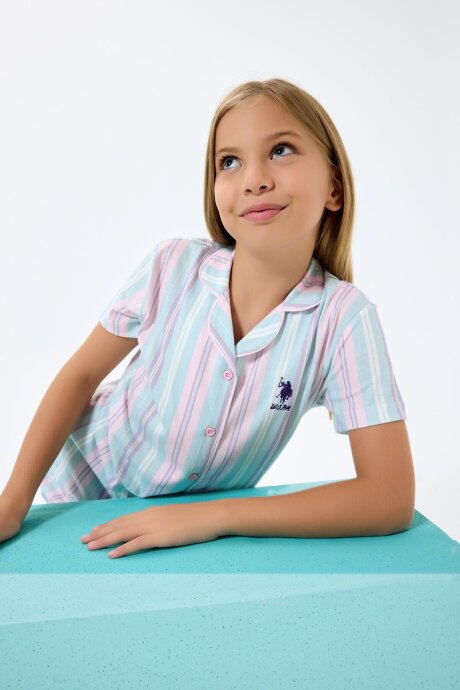 U.S. Polo Assn. Kız Çocuk Gömlek Yaka Nakışlı Yazlık Regular Fit Pembe Pijama Takımı US2534-C-V1 (1)