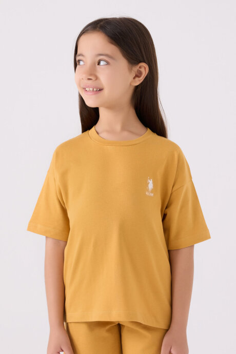 U.S. Polo Assn. Kız Çocuk Pamuklu Bisiklet Yaka Sargı Nakışlı Yazlık Regular Fit Sarı Bermuda Takım US1848-C-V38 - 2